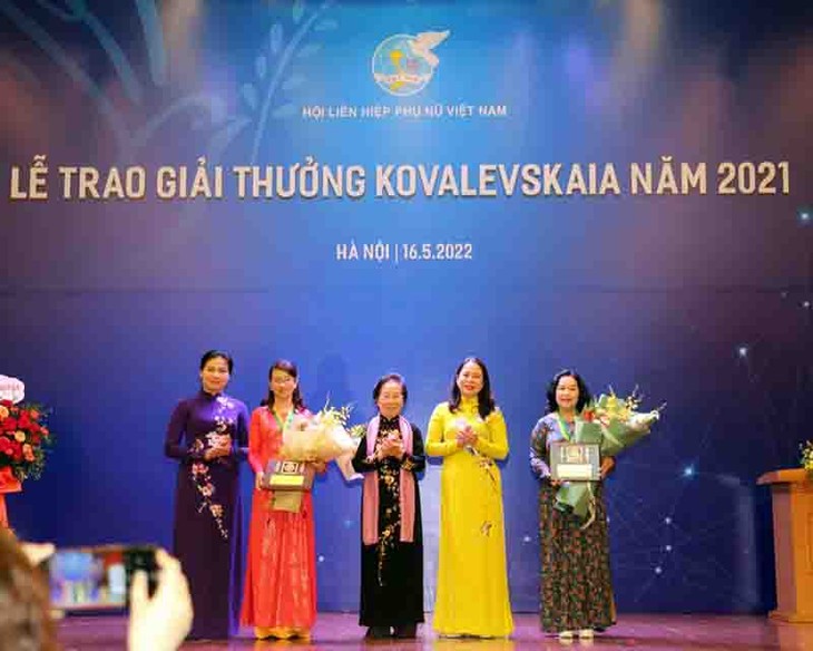 Dos científicas vietnamitas condecoradas con el Premio Kovalevskaia - ảnh 1