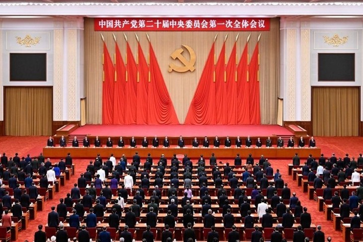 Segundo Pleno del Comité Central del Partido Comunista de China concreta medidas para el renacimiento nacional - ảnh 1