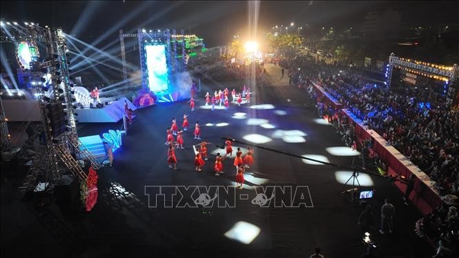 Actividades festivas vibrarán en el Carnaval de Ha Long 2023 - ảnh 1