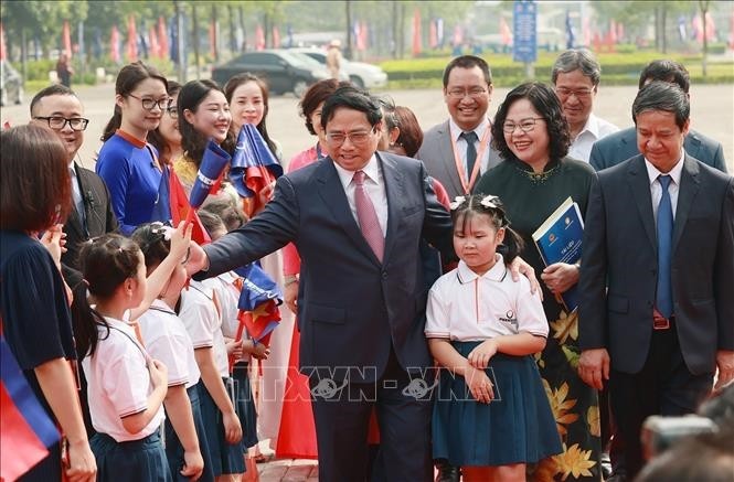 Vietnam fortalece la promoción de estudios para construir un país más próspero - ảnh 1