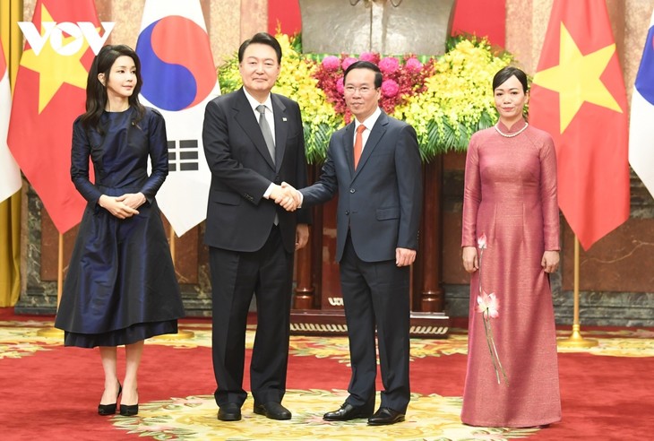 Recepción en honor al Presidente surcoreano de visita en Vietnam - ảnh 1