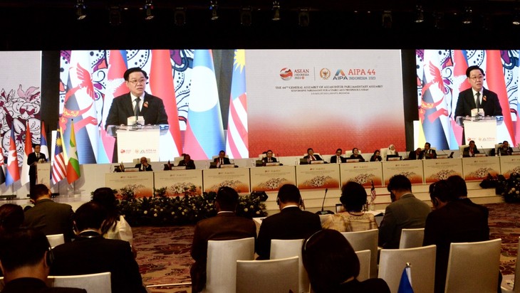 La imagen de AIPA siempre se refleja en los éxitos de ASEAN, afirma el Presidente del Parlamento vietnamita - ảnh 2
