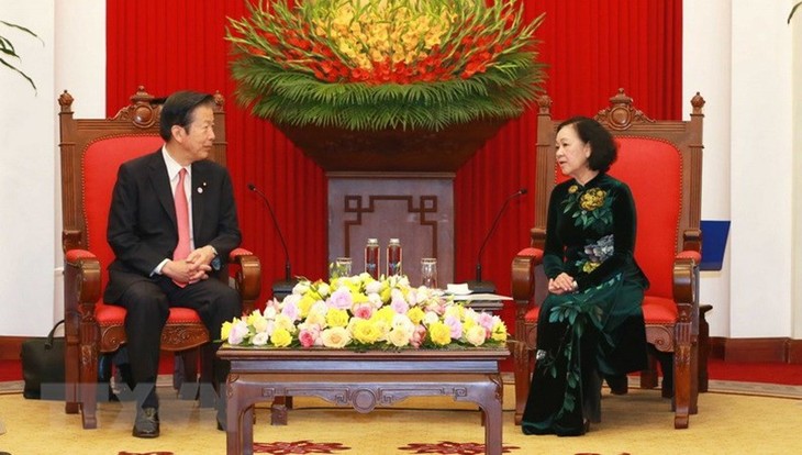 Partido Comunista de Vietnam fortalece la cooperación con el partido japonés Komeito - ảnh 1