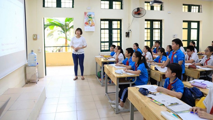 Más de 20 millones de alumnos vietnamitas listos para el nuevo curso escolar 2023-2024 - ảnh 1