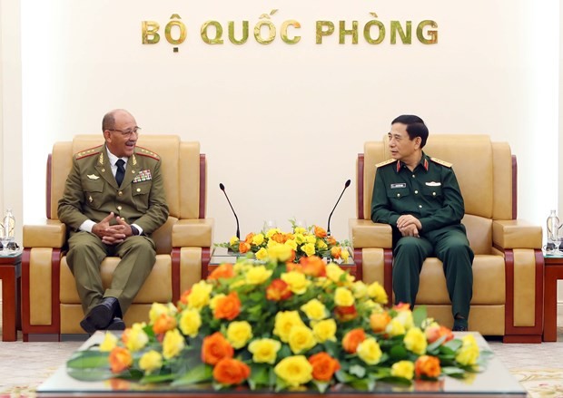 Impulso a la cooperación Vietnam-Cuba en materia de defensa - ảnh 1