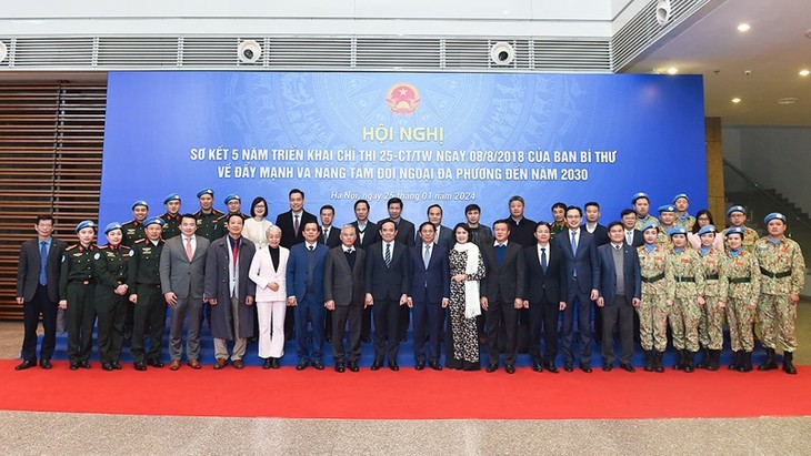 La Directiva 25 contribuye a fortalecer las las relaciones exteriores de Vietnam  - ảnh 1