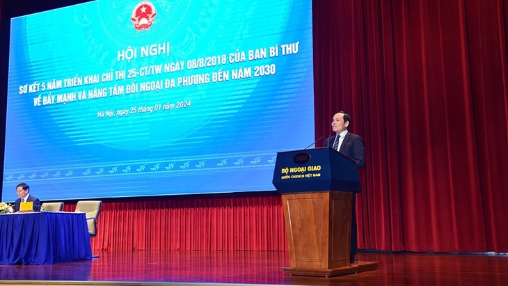 La Directiva 25 contribuye a fortalecer las las relaciones exteriores de Vietnam  - ảnh 3