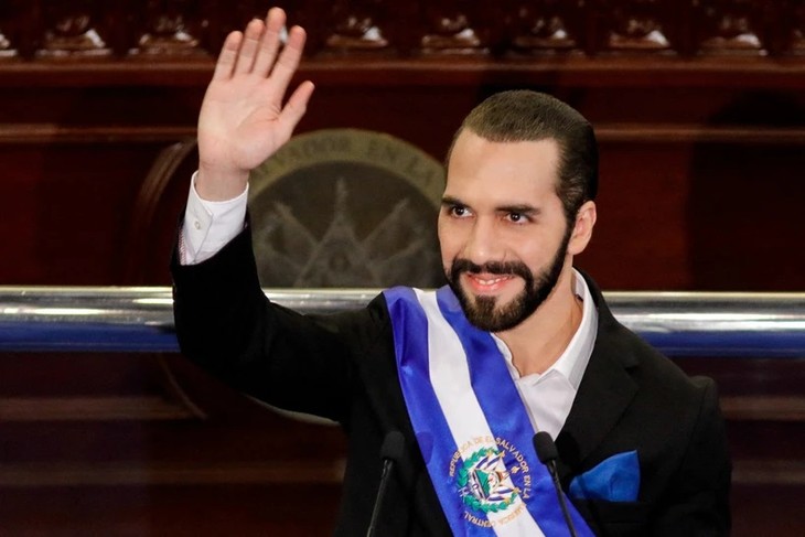 Elecciones en El Salvador: el presidente Nayib Bukele declara la victoria - ảnh 1