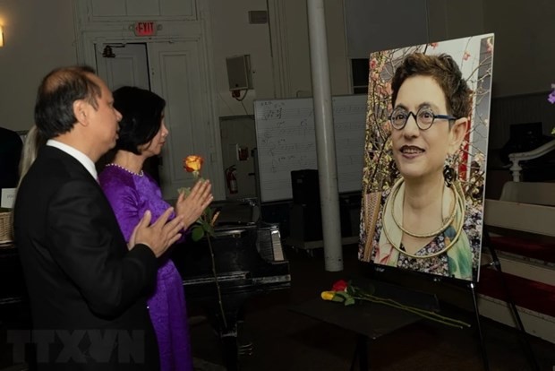 Residentes vietnamitas en Estados Unidos rinden homenaje póstumo a la activista Merle Ratner - ảnh 1