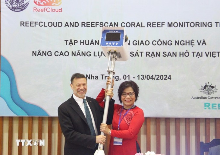Australia ayuda a Vietnam a proteger los arrecifes de coral frente al cambio climático - ảnh 1