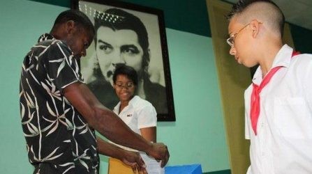 Convocan a elecciones generales en Cuba - ảnh 1