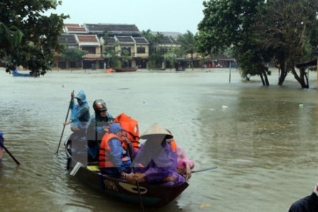Vietnam agradece a Rusia por su asistencia millonaria a las víctimas del hurancán Damrey - ảnh 1