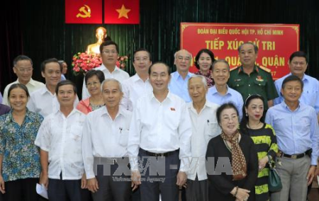 Presidente vietnamita se reúne con votantes de Ciudad Ho Chi Minh  - ảnh 1