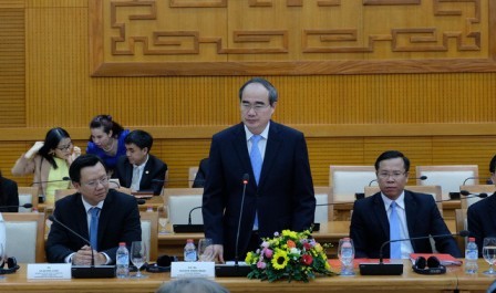 Ciudad Ho Chi Minh impulsa su cooperación con la Unión Europea y la ciudad surcoreana de Busan - ảnh 1