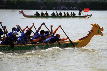 Celebrarán en Hanoi la Regata de barcos de dragón 2018 - ảnh 1