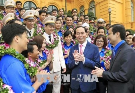Presidente vietnamita subraya el papel de los jóvenes en el crecimiento nacional - ảnh 1