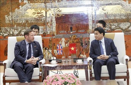 Hanói aumenta cooperación multifacética con Reino Unido - ảnh 1