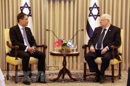 Embajador de Vietnam presenta credenciales al presidente israelí - ảnh 1