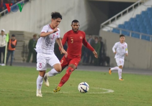 Vietnam vence a Indonesia en un tenso partido de campeonato asiático sub 23 - ảnh 1