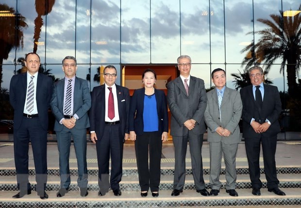 Jefa del Parlamento de Vietnam se reúne con gobernador de la región de Marrakech - ảnh 1