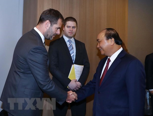 Premier vietnamita inicia visita oficial a República Checa  - ảnh 2