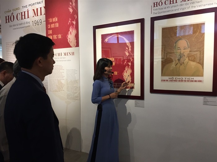 Inauguran exposición sobre el presidente Ho Chi Minh - ảnh 1