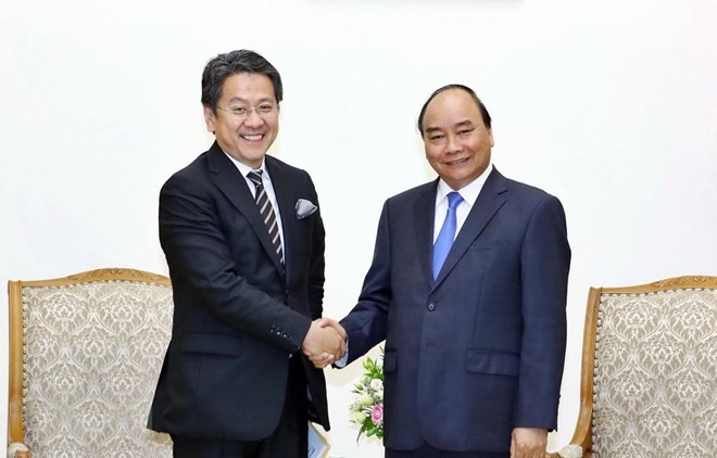Premier de Vietnam recibe a gobernador de JBIC - ảnh 1