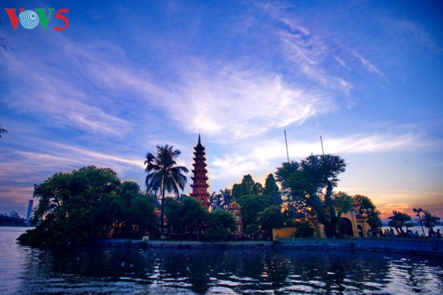Dos pagodas vietnamitas entre las 20 más bellas del mundo - ảnh 8