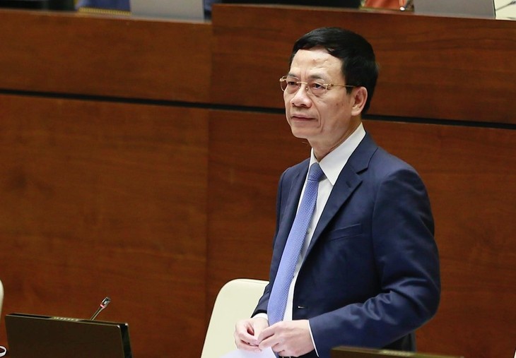 Realizan interpelaciones parlamentarias a ministro de Información y Comunicación de Vietnam - ảnh 1
