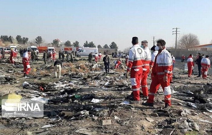 Ucrania promete indemnizar a familias de víctimas del accidente aéreo en Irán - ảnh 1