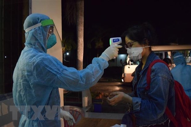 Vietnam entra en el 32° día sin infección comunitaria de covid-19 - ảnh 1