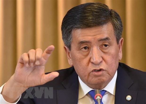 Dispuesto a dimitir el presidente de Kirguistán - ảnh 1