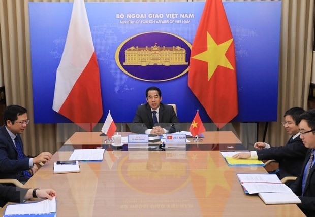Vietnam y Polonia celebran consulta política a nivel de viceministros - ảnh 1