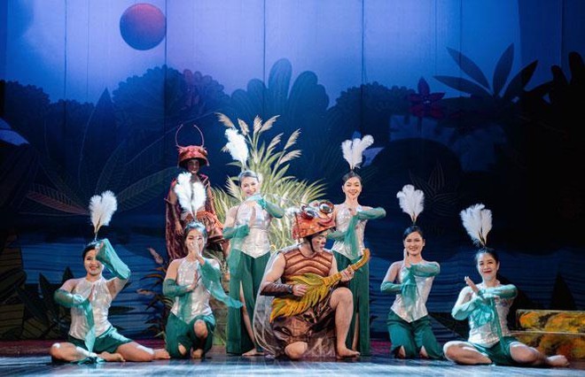 Artistas del Teatro de Le Ngoc recrean la obra clásica “De Men Phieu Luu Ky” - ảnh 2