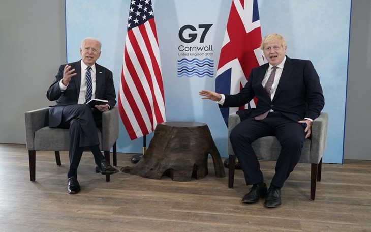 Estados Unidos y Reino Unido reafirman su compromiso con el acuerdo de paz de Irlanda del Norte - ảnh 1