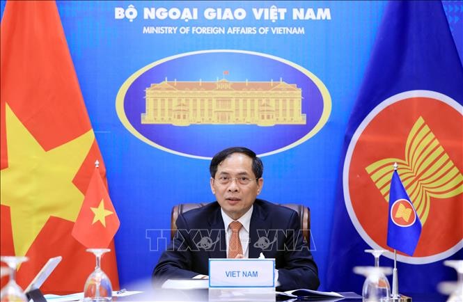 Vietnam participa en reuniones preparatorias de las cumbres de la Asean - ảnh 1
