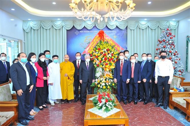 Presidente del Frente de la Patria de Vietnam visita la Iglesia Evangélica en el Norte - ảnh 1