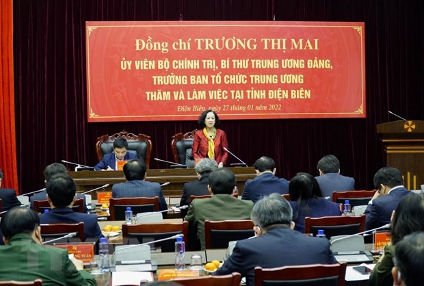 Altos dirigentes de Vietnam entregan apoyo a los más necesitados con motivo del Tet 2022 - ảnh 1
