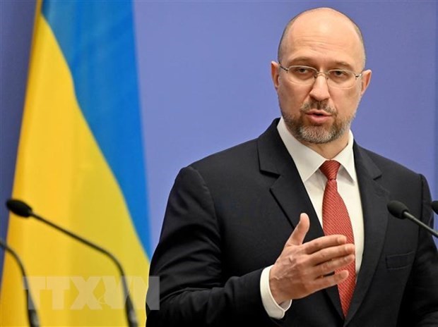 UE concede otra asistencia por valor de 500 millones de euros a Ucrania - ảnh 1