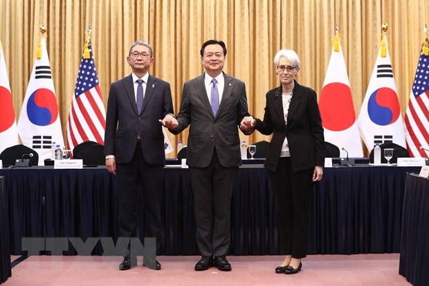 Funcionarios de Estados Unidos, Japón y Corea del Sur se reunirán para abordar tema de Corea del Norte - ảnh 1