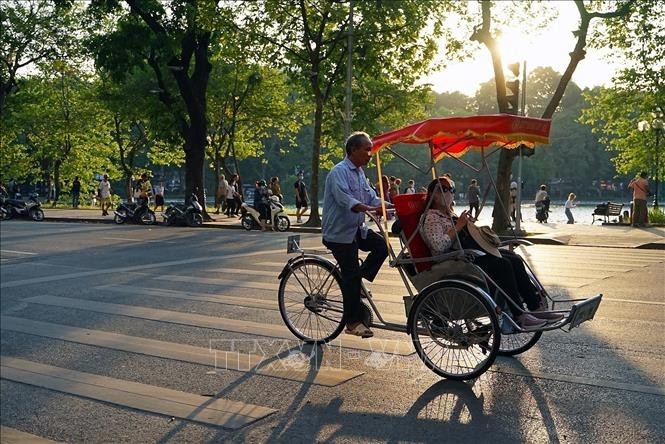 Promueven ofertas turísticas en Vietnam al cierre de 2022 - ảnh 1