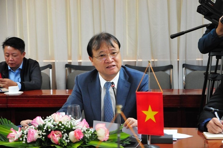 Vietnam pide a Estados Unidos facilitar la exportación de sus frutas - ảnh 1