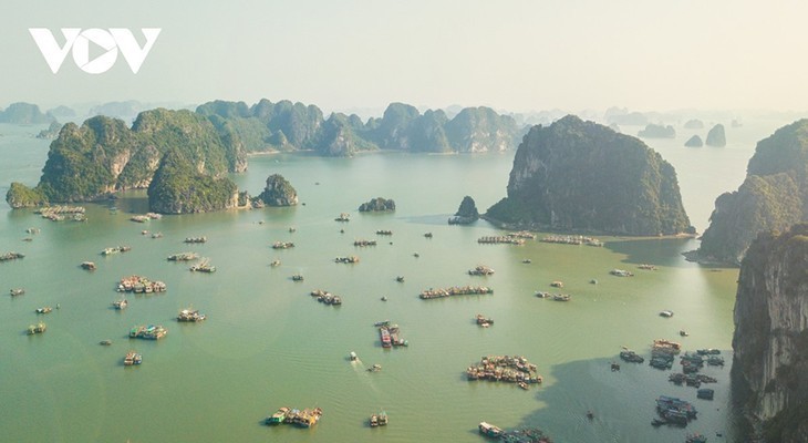 Bahía de Ha Long entre los 25 mejores destinos del mundo - ảnh 1