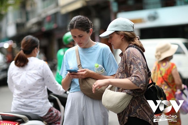 Llegadas internacionales a Hanói en aumento - ảnh 4