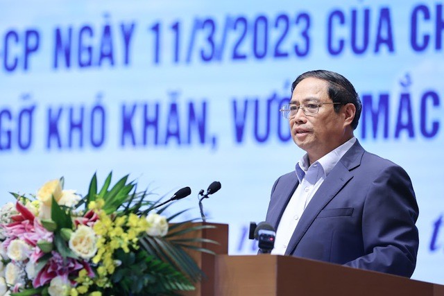 Premier de Vietnam preside conferencia sobre situación del mercado inmobiliario - ảnh 1