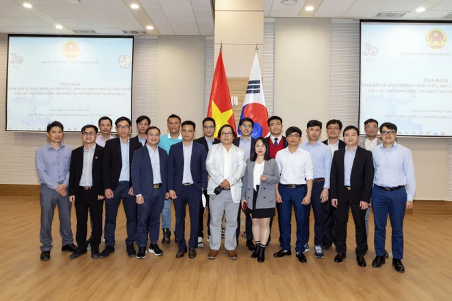 Investigadores vietnamitas juegan importante papel en Corea del Sur - ảnh 1