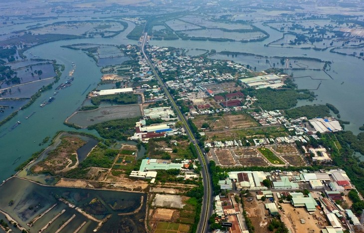 Estudiantes internacionales proponen ideas para convertir Vung Tau en una zona urbana de “cero emisiones de carbono“ - ảnh 1