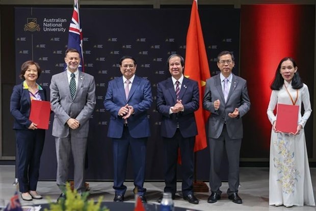 Premier de Vietnam aprecia cooperación con Australia en educación - ảnh 1