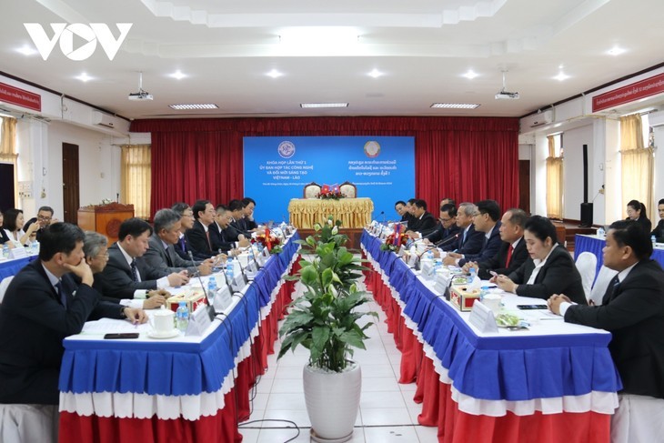 Vietnam y Laos intensifican cooperación en tecnología e innovación - ảnh 1