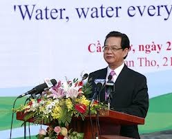 阮晋勇出席越南响应2013年世界水日国家级集会 - ảnh 1